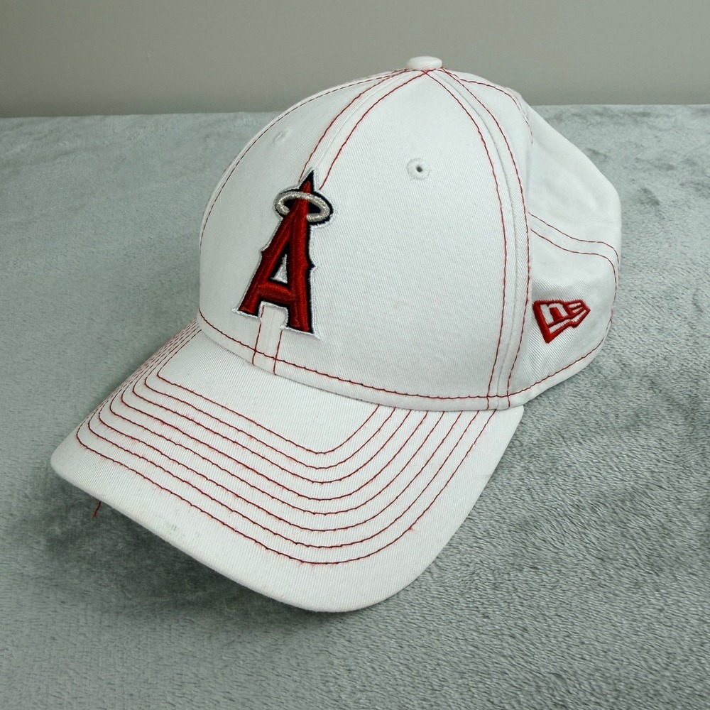 New Era Los Angeles Angels MLB 9FORTY Snapback Hat White Red Contrast Stitching